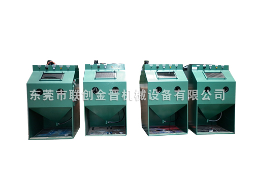 硅膠橡膠模具噴砂機(jī)（批量供應(yīng)）